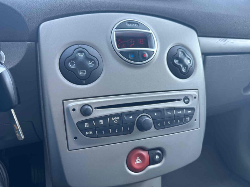 RENAULT CLIO III 2009