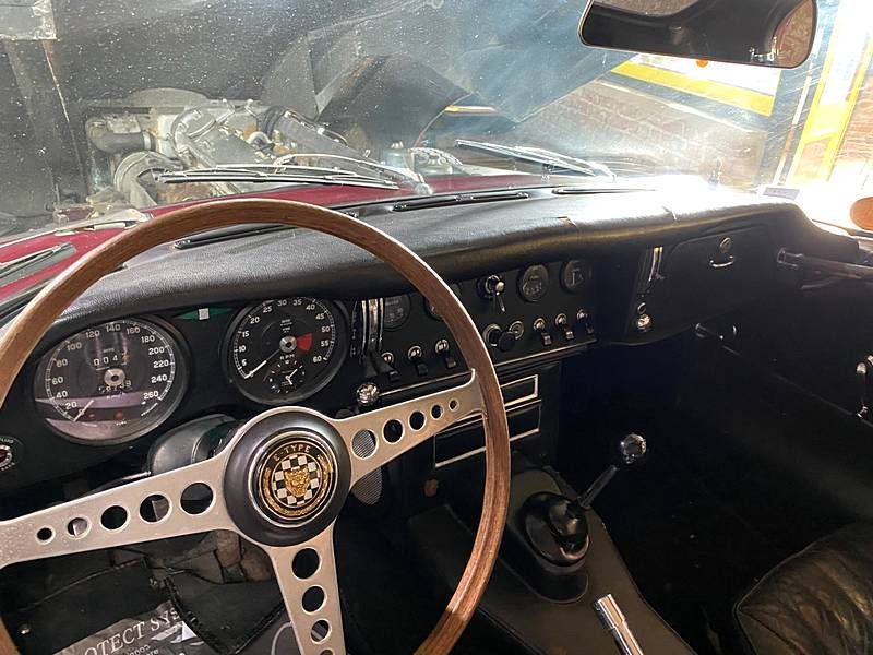 JAGUAR E 1966