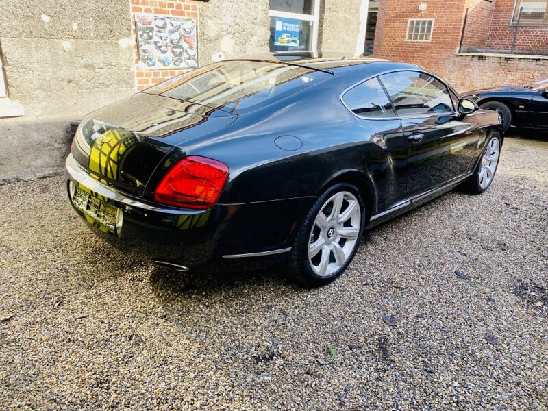 BENTLEY CONTINENTAL GT 2005