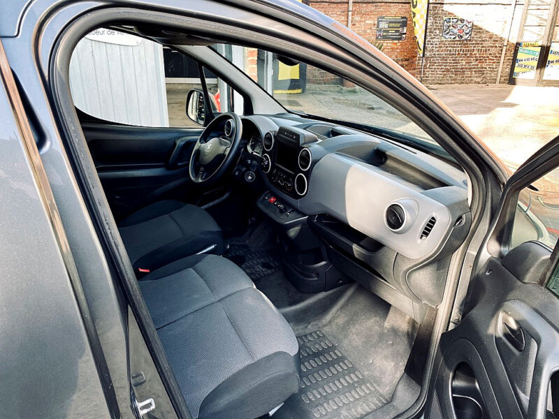 PEUGEOT PARTNER Camionnette/Monospace 2018