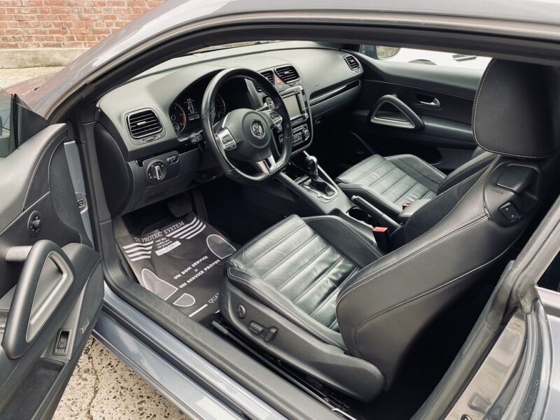 VOLKSWAGEN SCIROCCO III 2010