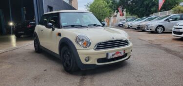 Mini Cooper phase 2 (R56) 1.4 i 16V 95 cv, Crit'Air1, Idéal jeune conducteur.