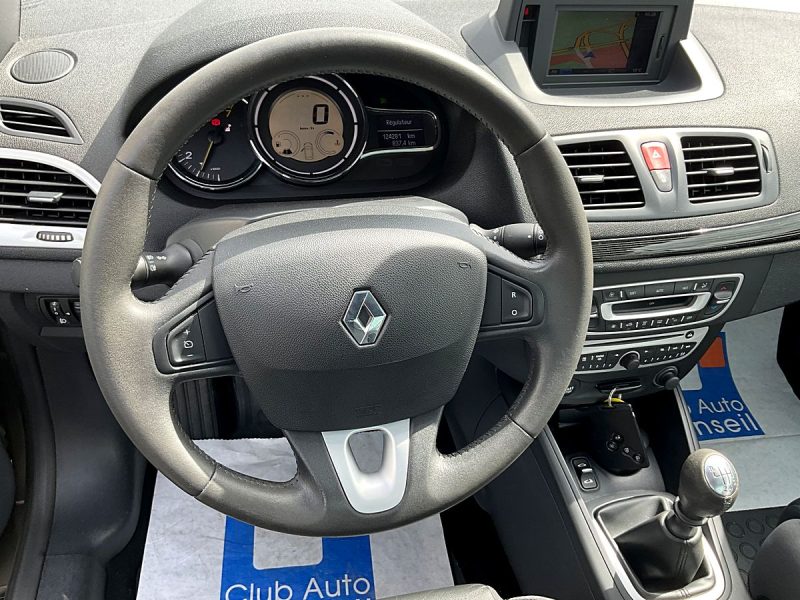 RENAULT MEGANE  2010