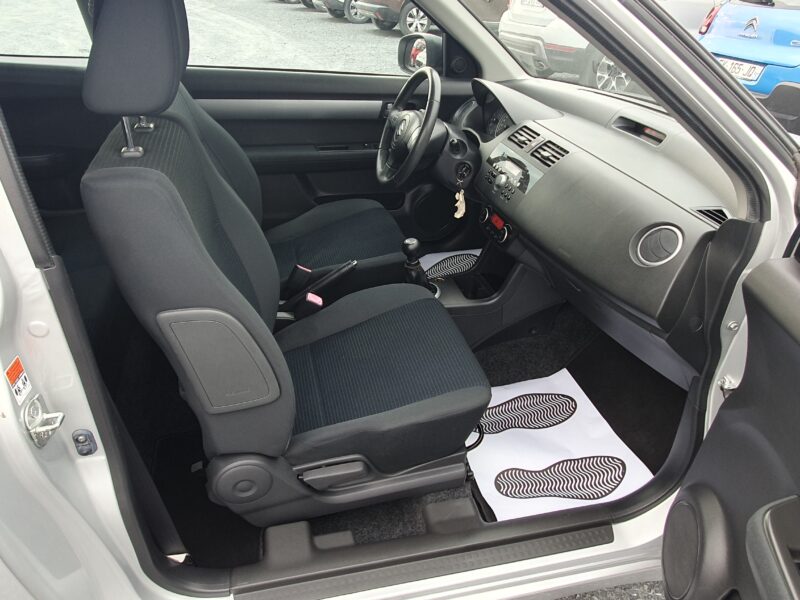 SUZUKI SWIFT 1.3 92cv 2009 110000 km 