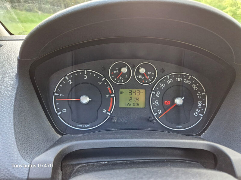 FORD FIESTA V 1.4 TDCI 68 cv