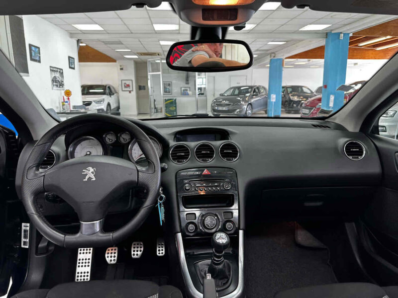 PEUGEOT 308 CC 2.0 HDI 163 BVM6 Sport Pack