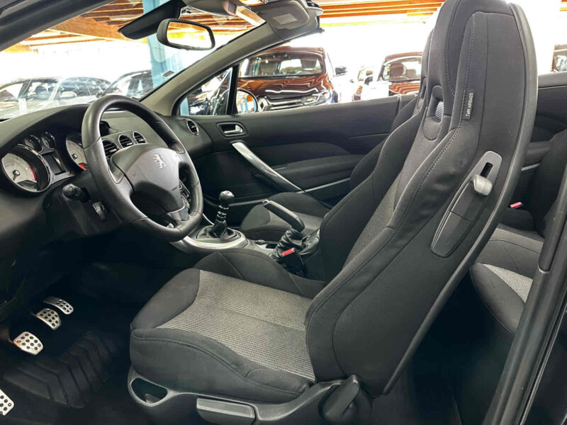 PEUGEOT 308 CC 2.0 HDI 163 BVM6 Sport Pack