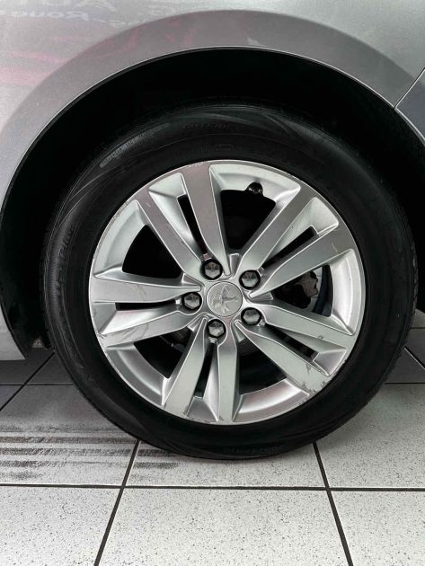 PEUGEOT 308 SW 1.6 BlueHDi 120 S&S Business Pack