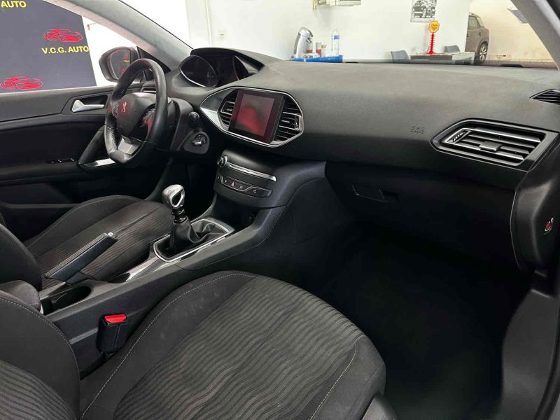 PEUGEOT 308 SW 1.6 BlueHDi 120 S&S Business Pack