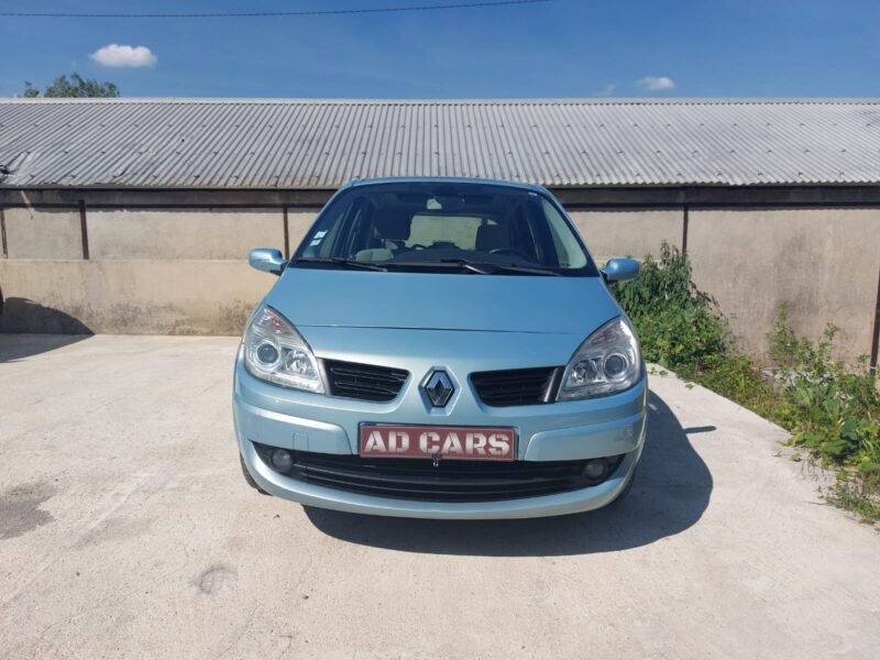 RENAULT SCÉNIC II 2008