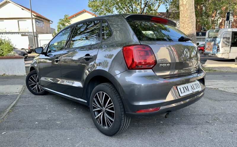VOLKSWAGEN POLO V 2016