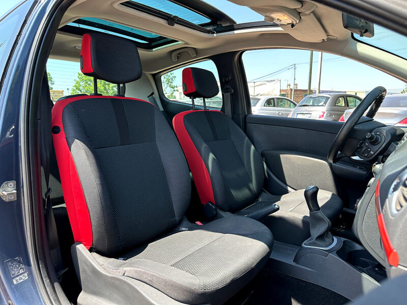 Renault Clio 3 1,4L 98 CV Ripcurl / Toit Pano Ouvrant / 122 KM / Paiement 4X Possible