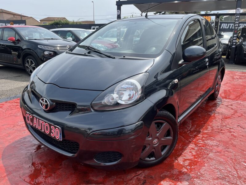 TOYOTA AYGO 2011