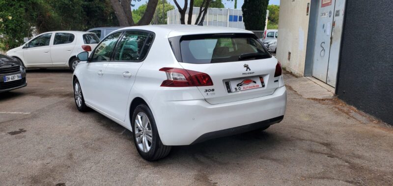 PEUGEOT 308 II 2015
