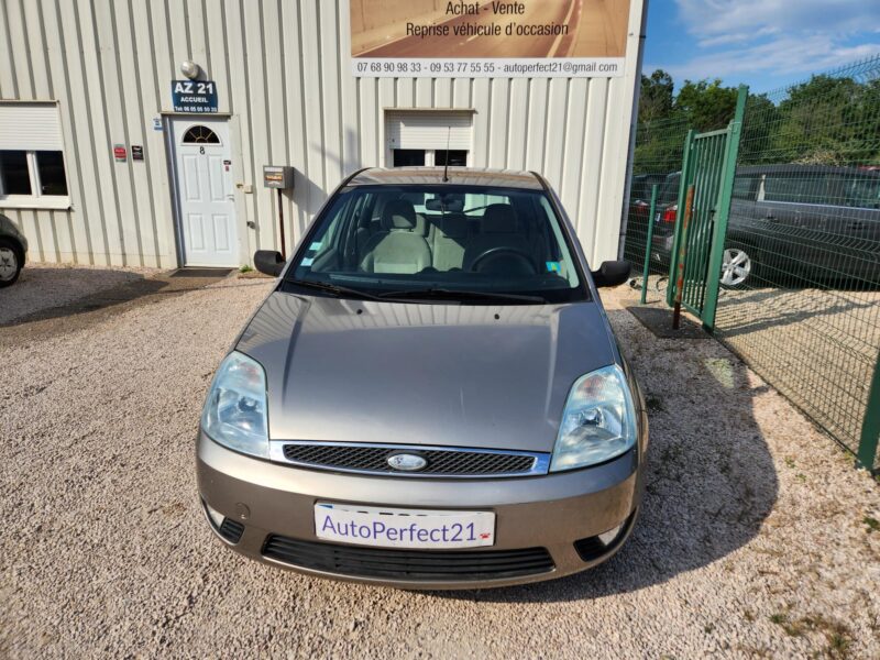 FORD FIESTA V 2002