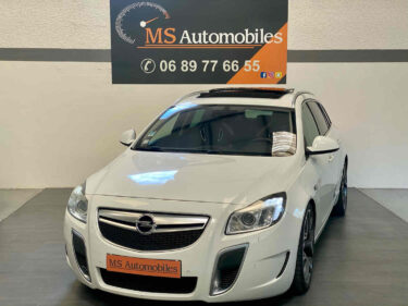 OPEL INSIGNIA  2010