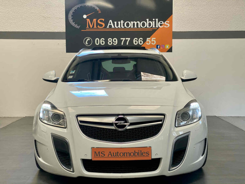 OPEL INSIGNIA  2010