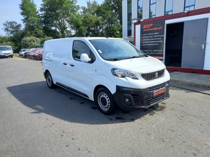 PEUGEOT EXPERT Camionnette 2017