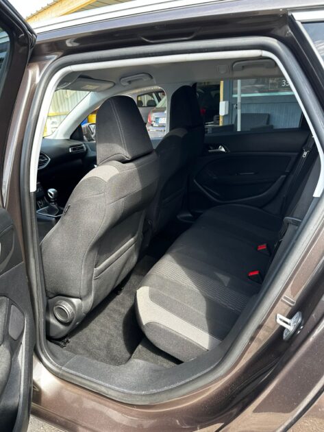 PEUGEOT 308 SW II 2015