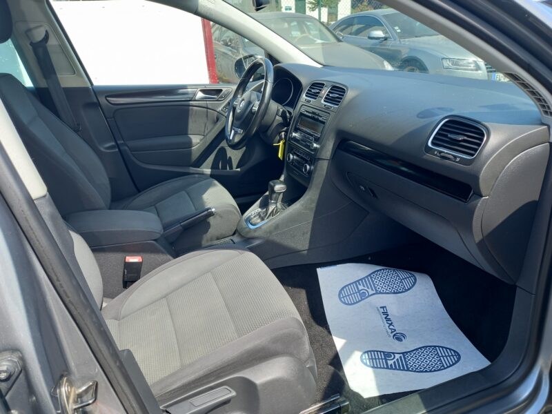 VOLKSWAGEN GOLF VI 2011