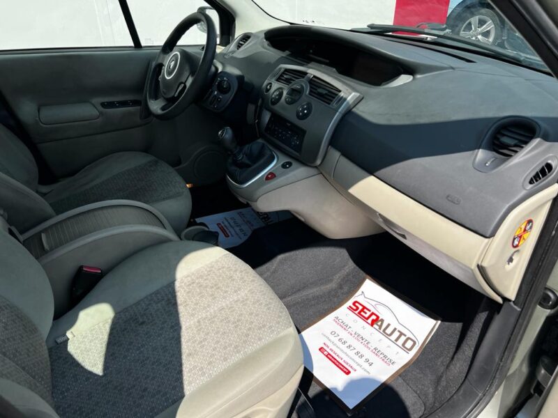 RENAULT SCENIC II 2006