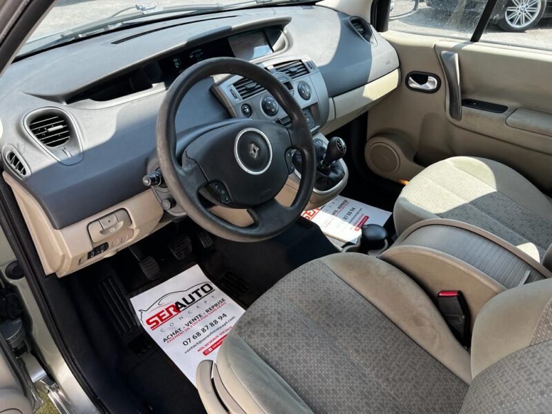 RENAULT SCENIC II 2006