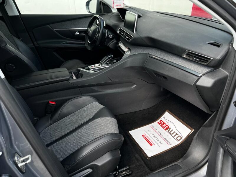 PEUGEOT 3008 SUV 2018