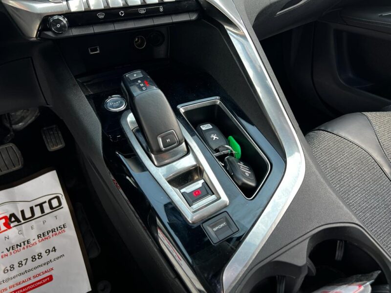 PEUGEOT 3008 SUV 2018