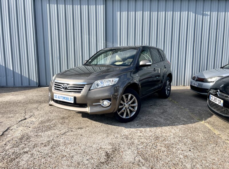 TOYOTA RAV 4 III 2012