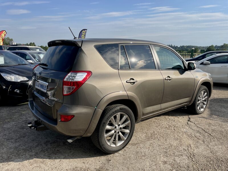 TOYOTA RAV 4 III 2012