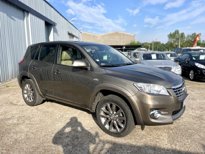 TOYOTA RAV 4 III 2012