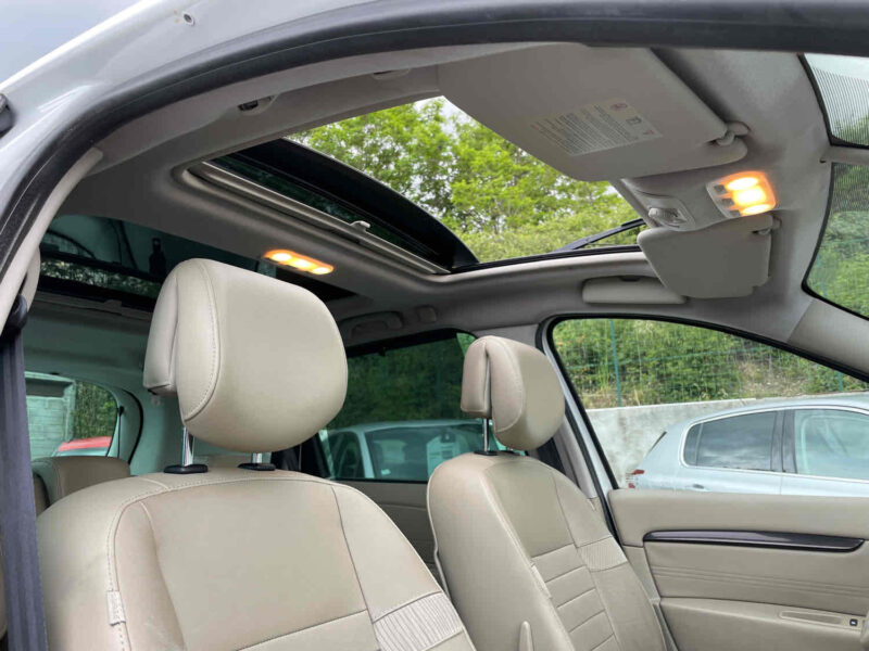 RENAULT SCENIC III 2011