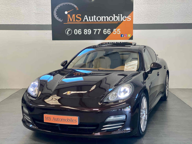 PORSCHE PANAMERA 2011