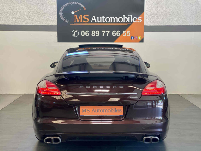 PORSCHE PANAMERA 2011