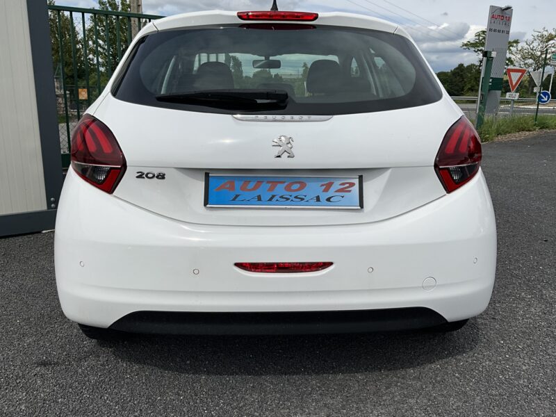 PEUGEOT 208  2019