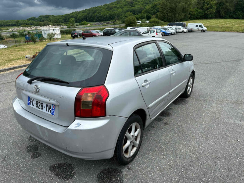 TOYOTA COROLLA 2004