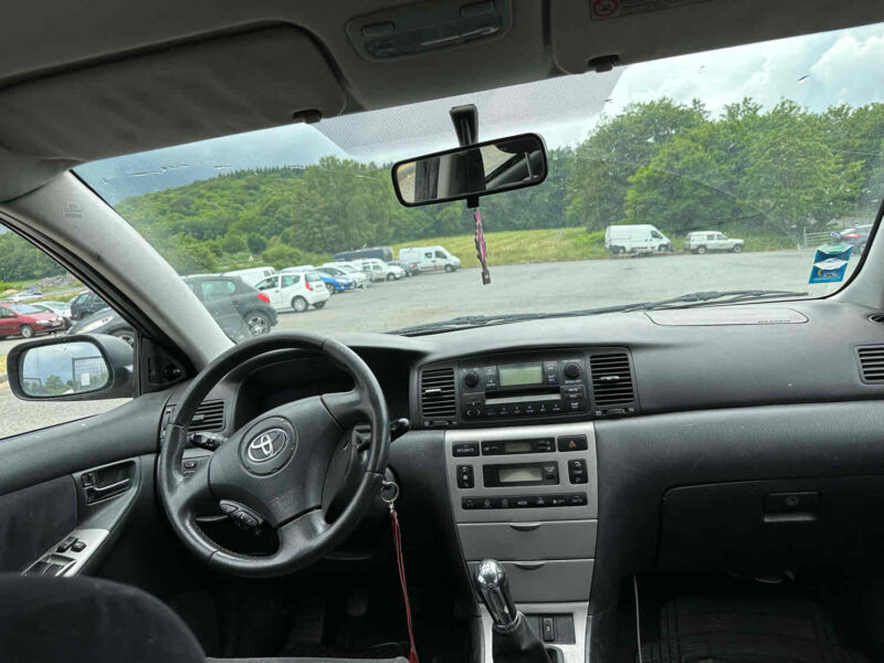 TOYOTA COROLLA 2004