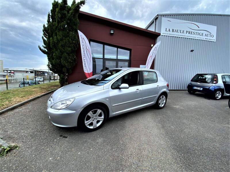 PEUGEOT 307 2.0 L 16V 138cv