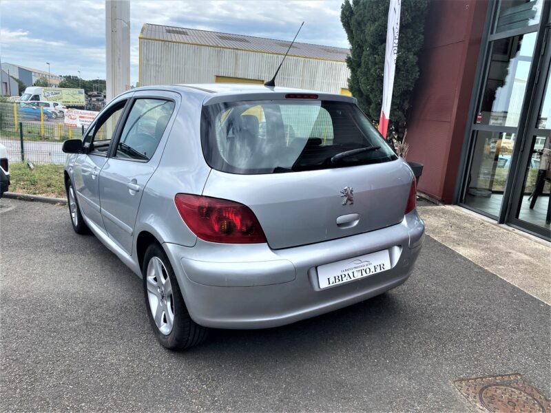PEUGEOT 307 2.0 L 16V 138cv