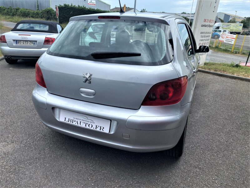 PEUGEOT 307 2.0 L 16V 138cv