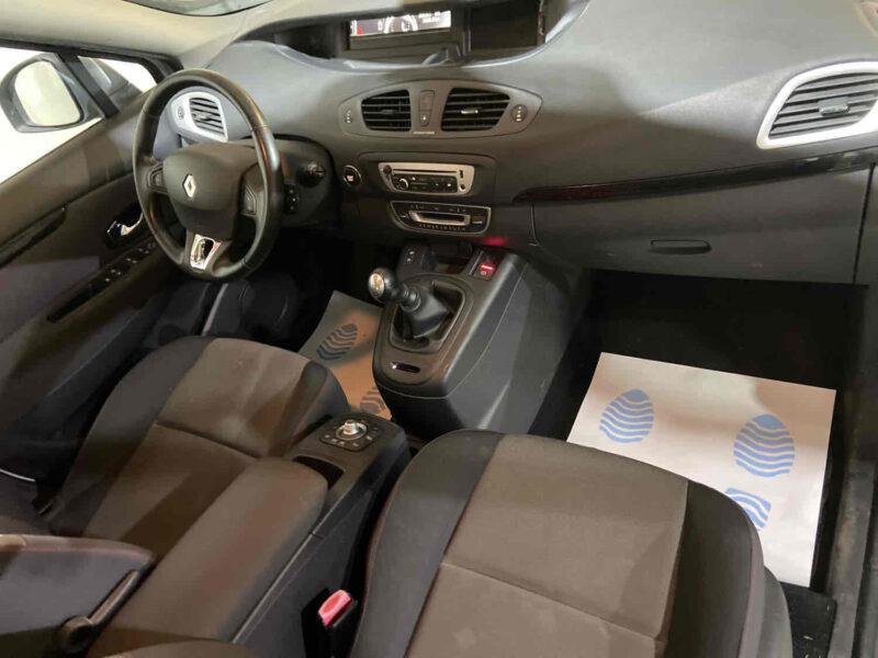 RENAULT SCÉNIC III XMOD 2013 1.5 dCi 110cv ECO2