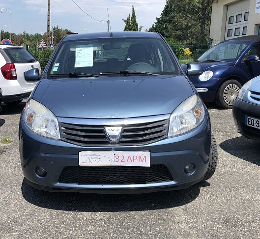 DACIA SANDERO 2008