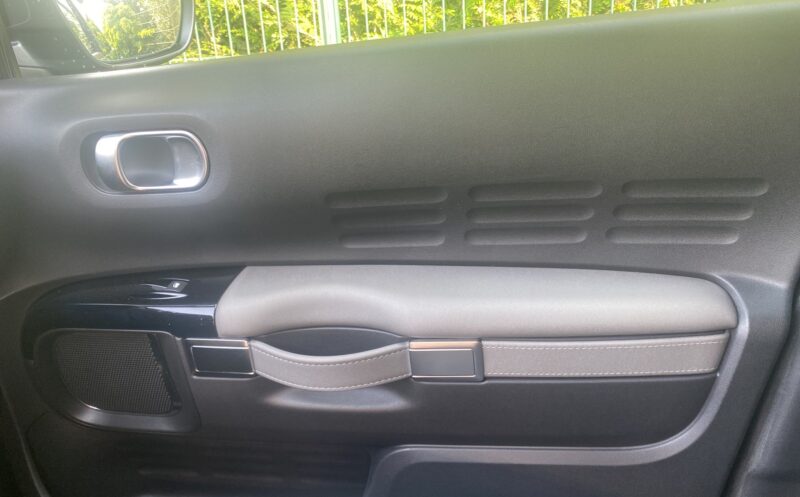 CITROEN C4 CACTUS SHINE 2020