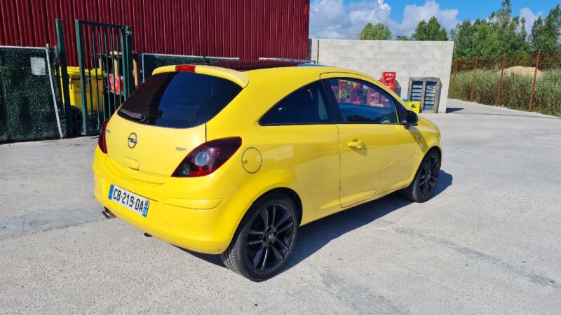OPEL CORSA D 2012