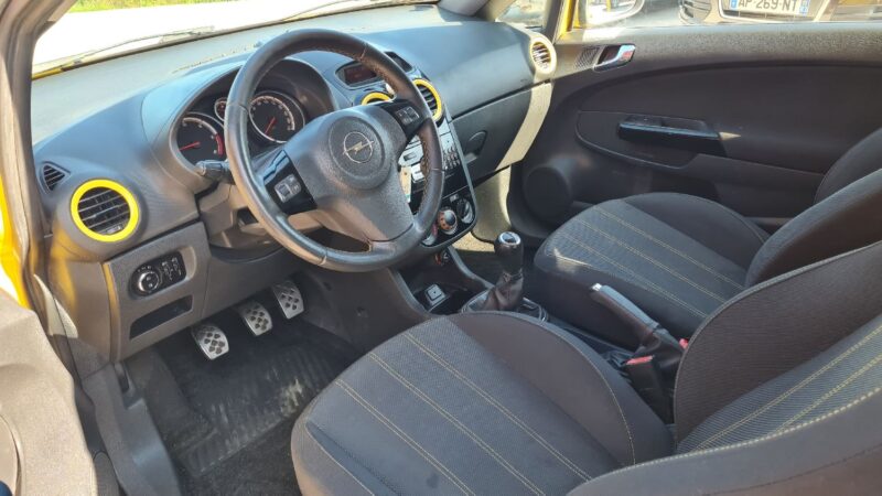 OPEL CORSA D 2012