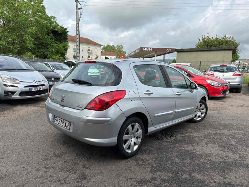 PEUGEOT 308 I 2009