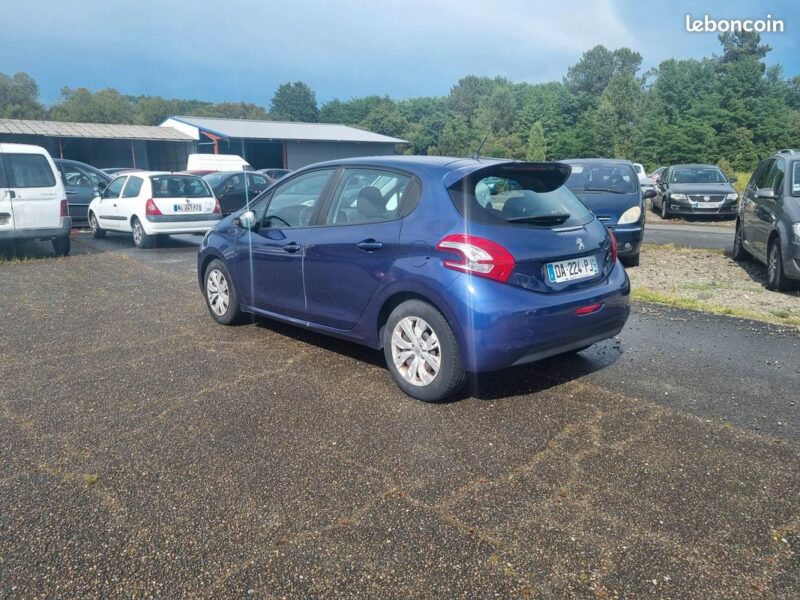 PEUGEOT 208 I 2013