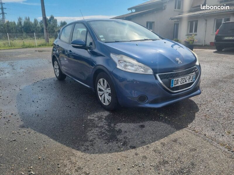 PEUGEOT 208 I 2013