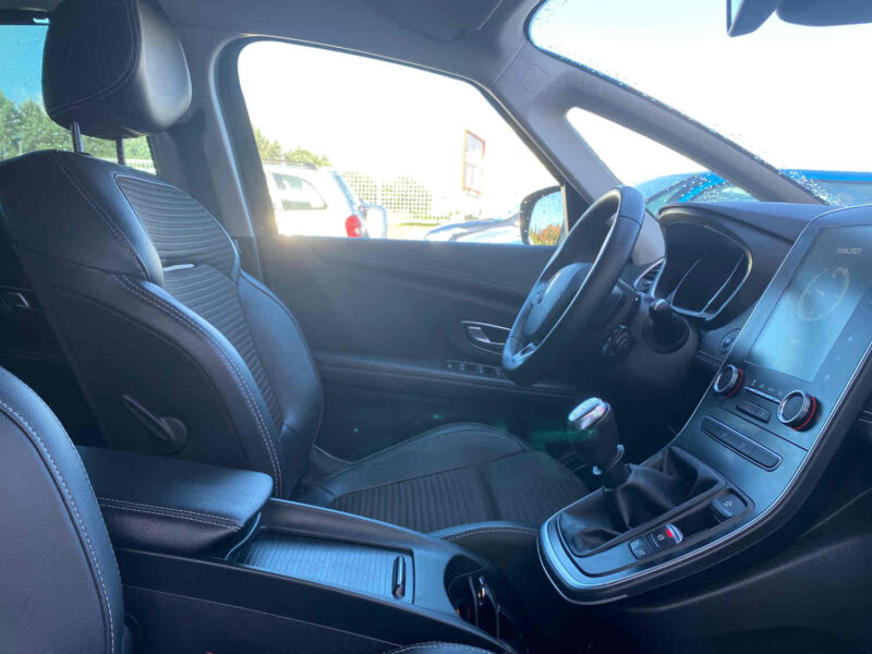 RENAULT SCÉNIC IV 1.7 Blue dCi 150 INTENS