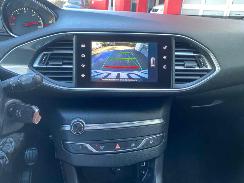 PEUGEOT 308 II 1.6 HDi 100 ALLURE